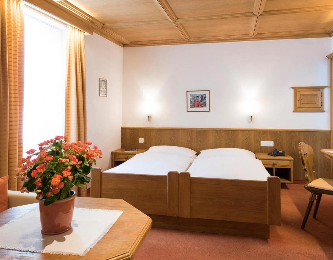 Chesa Languard Hotel St. Moritz Exterior photo